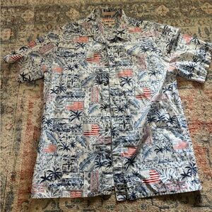 Campia Men's Tropical and Patriotic Print Shirt - American Flag Medium